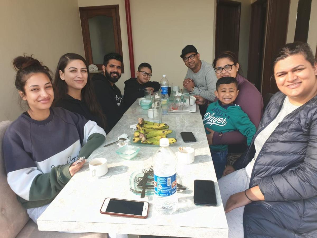 Hotel Malhotra Inn 50 Meter From Golden Temple Amritsar Eksteriør billede